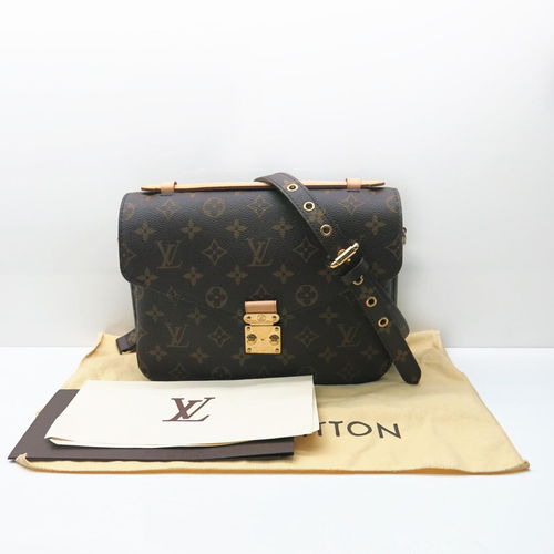 LV郵差包重慶二手市場行情持續升溫，消費者趨之若鶩